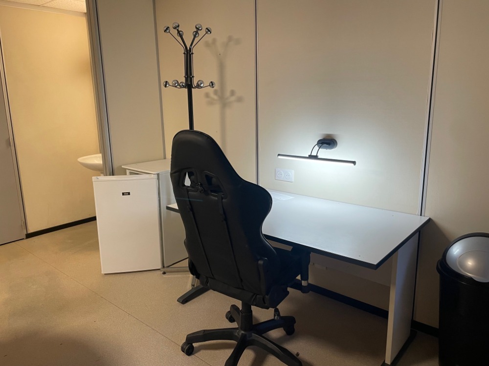 Chambre 4 / 450 euros/mois TCC